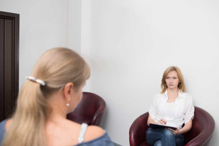 luxury addiction rehab beverly hills